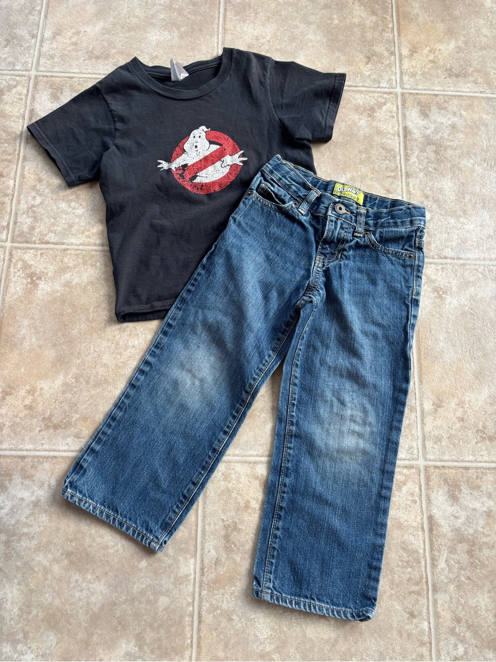 Old Navy Blue Denim Jeans with Black Tee Peek